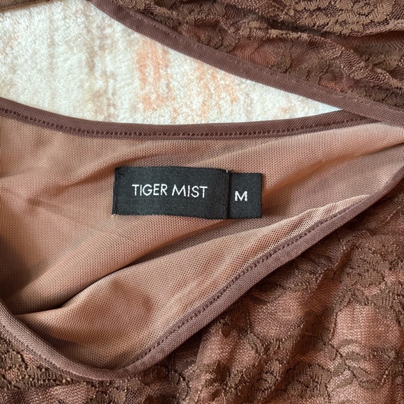 Tiger Mist Brown Lacey Cutout Skirt - Picture 4 of 6